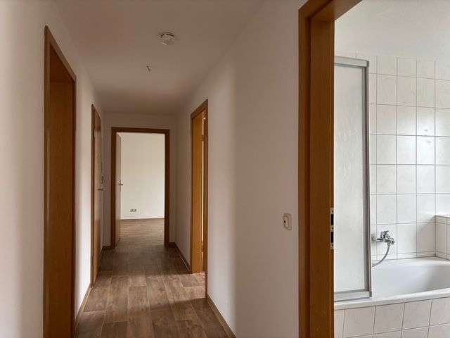 Thumbnail-Wohnung zum Mieten in Leuna 478,00 € 69 m²