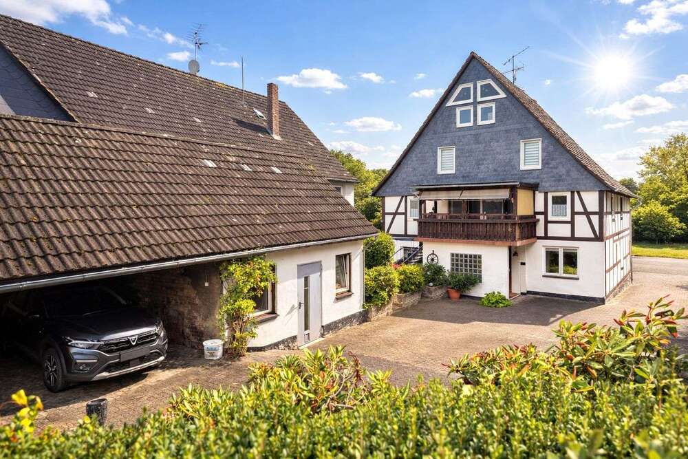 Thumbnail-Haus zum Kaufen in Aerzen 235.000,00 € 330 m²