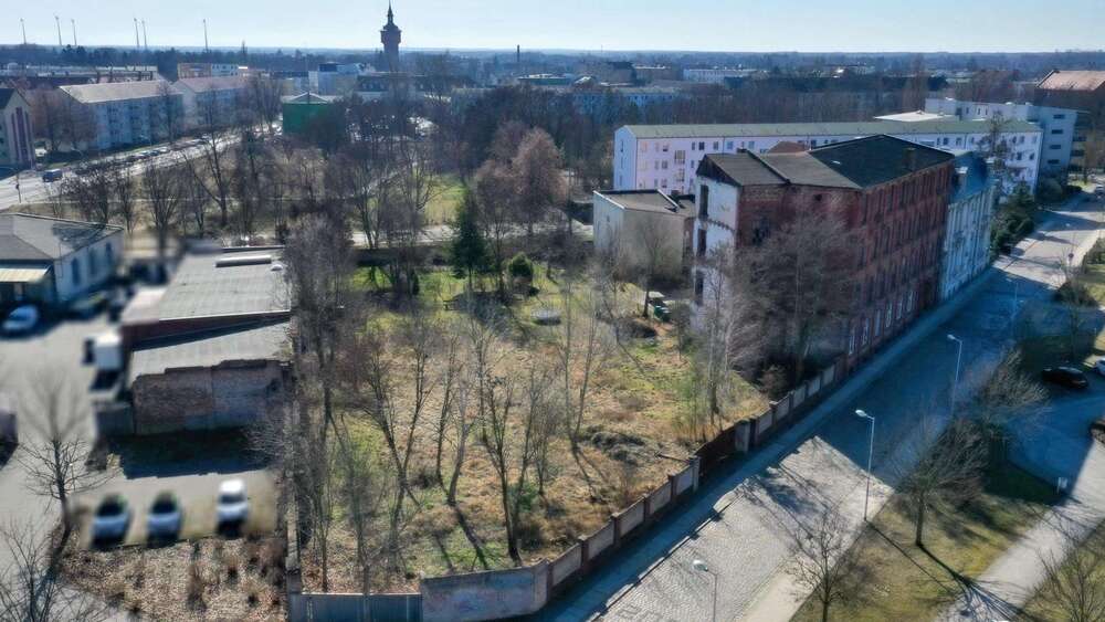 Thumbnail-Grundstück zu verkaufen in Forst 25.000,00 € 663 m²