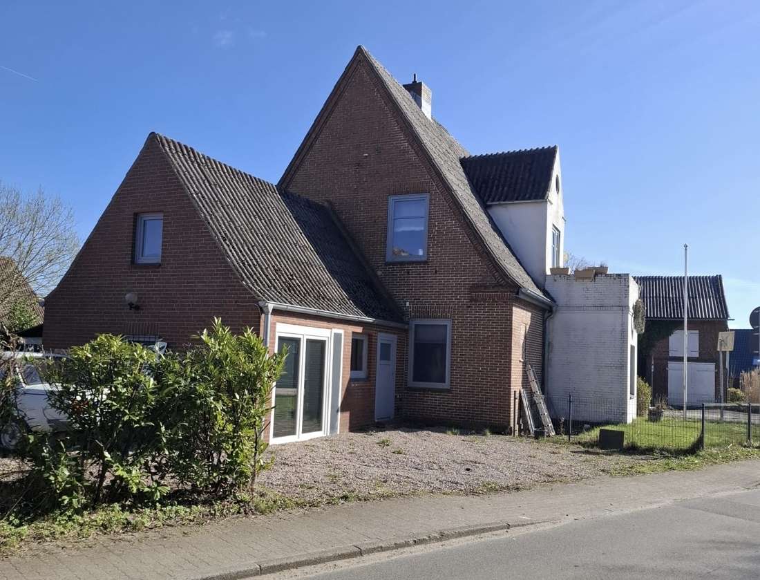 Thumbnail-Haus zum Kaufen in Buchholz 175.000,00 € 133 m²