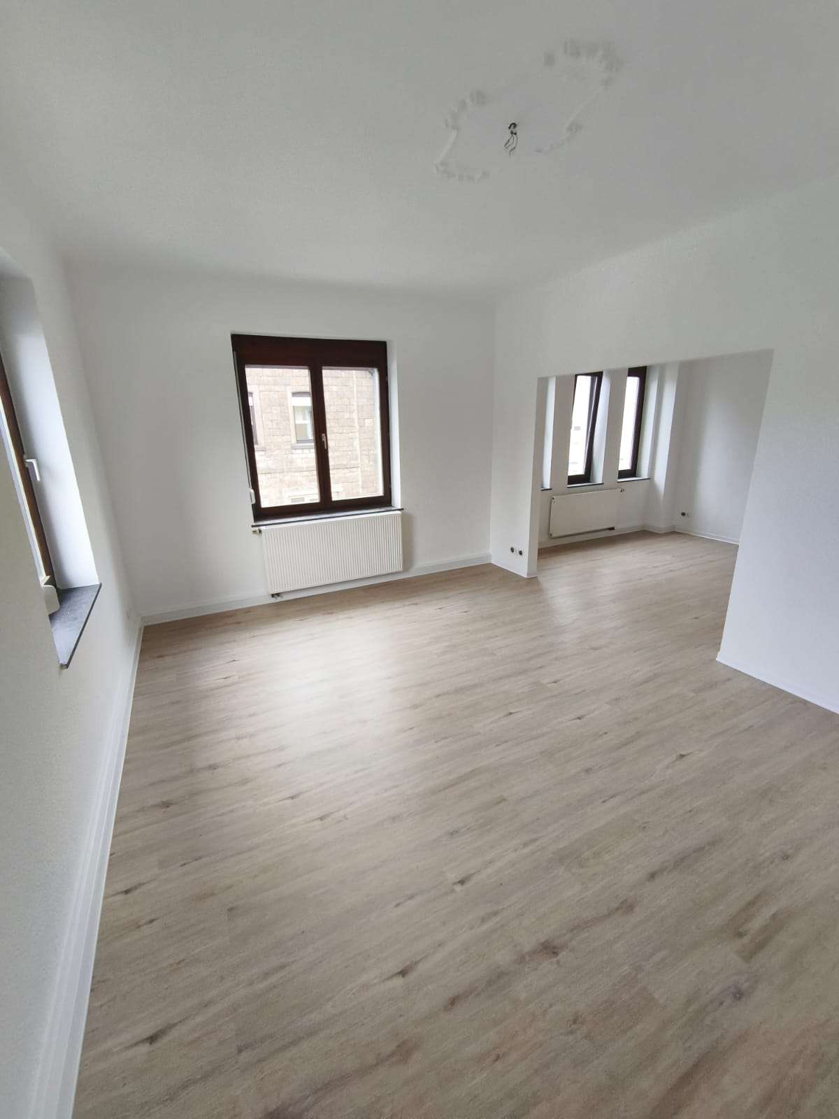 Thumbnail-Wohnung zum Mieten in Ransbach-Baumbach 750,00 € 92 m²