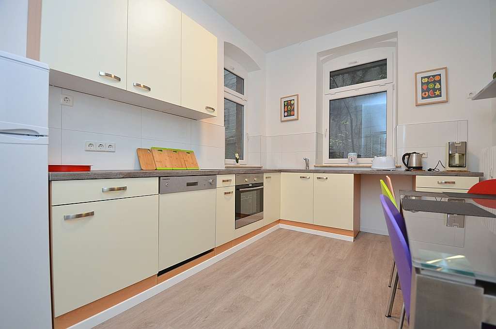 Thumbnail-Wohnung zum Kaufen in Stuttgart 399.000,00 € 85 m²