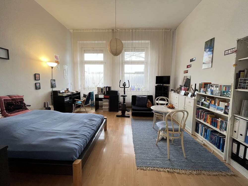 Thumbnail-Wohnung zum Kaufen in Düsseldorf 159.000,00 € 37.67 m²