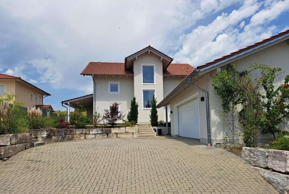 Thumbnail-Haus zum Kaufen in Triftern 719.000,00 € 199 m²