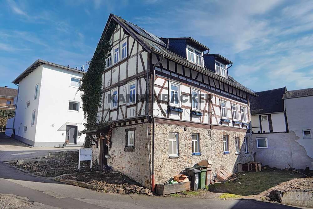 Thumbnail-Haus zum Kaufen in Höhr-Grenzhausen 250.000,00 € 163 m²