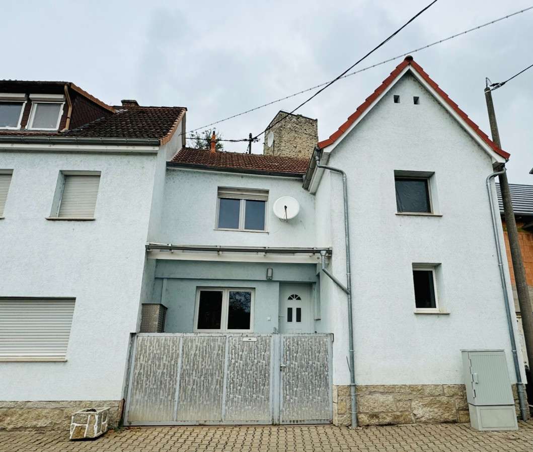 Thumbnail-Haus zum Kaufen in Nierstein Schwabsburg 190.000,00 € 88 m²