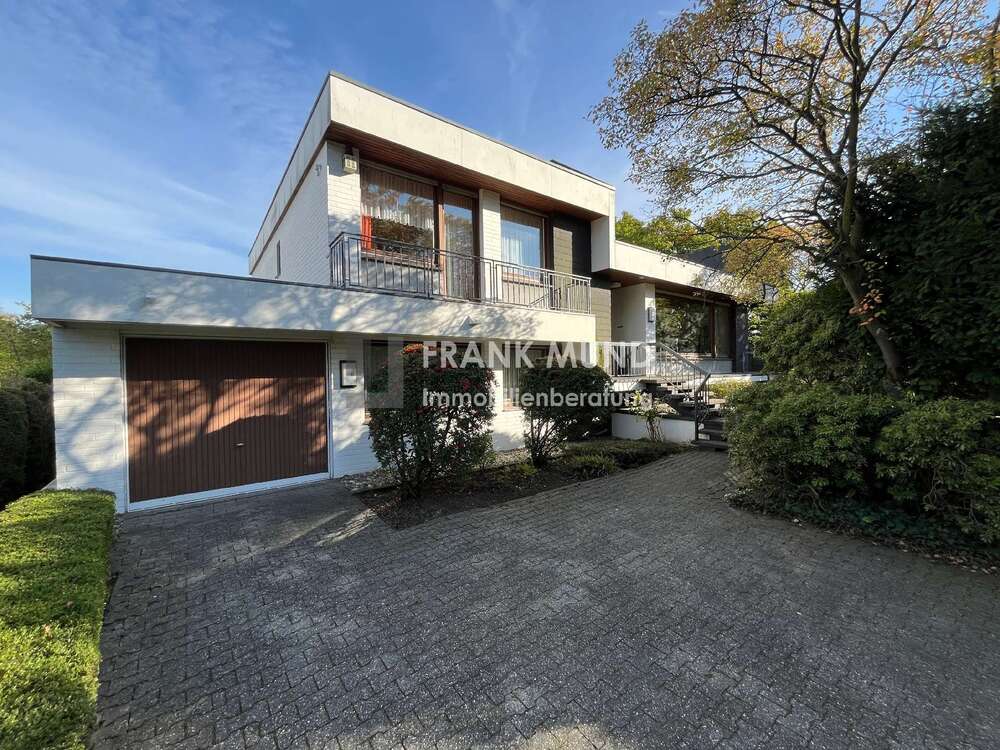 Thumbnail-Haus zum Kaufen in Korschenbroich-Neersbroich 790.000,00 € 165 m²