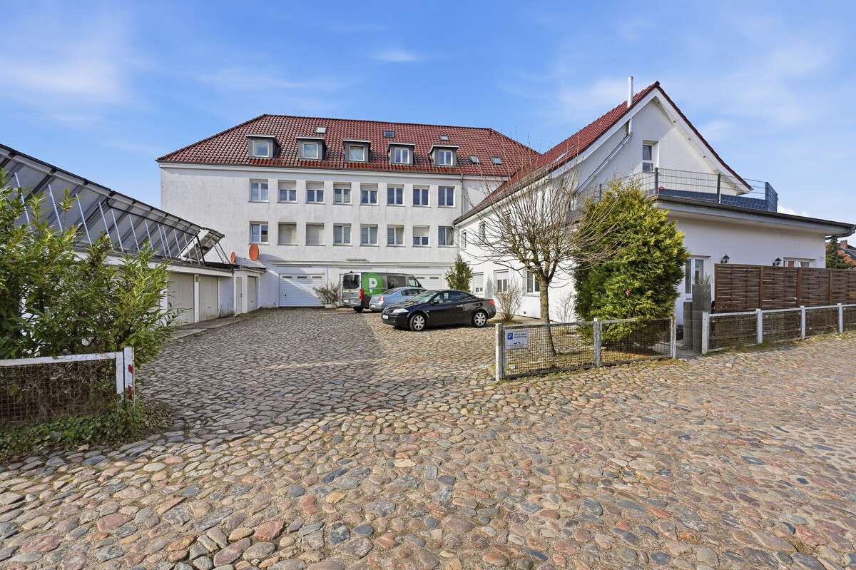 Thumbnail-Haus zum Kaufen in Eutin 2.245.000,00 € 1038 m²