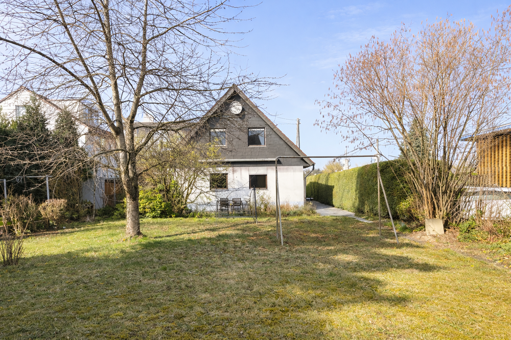 Thumbnail-Haus zum Kaufen in Sindelfingen 695.000,00 € 166 m²