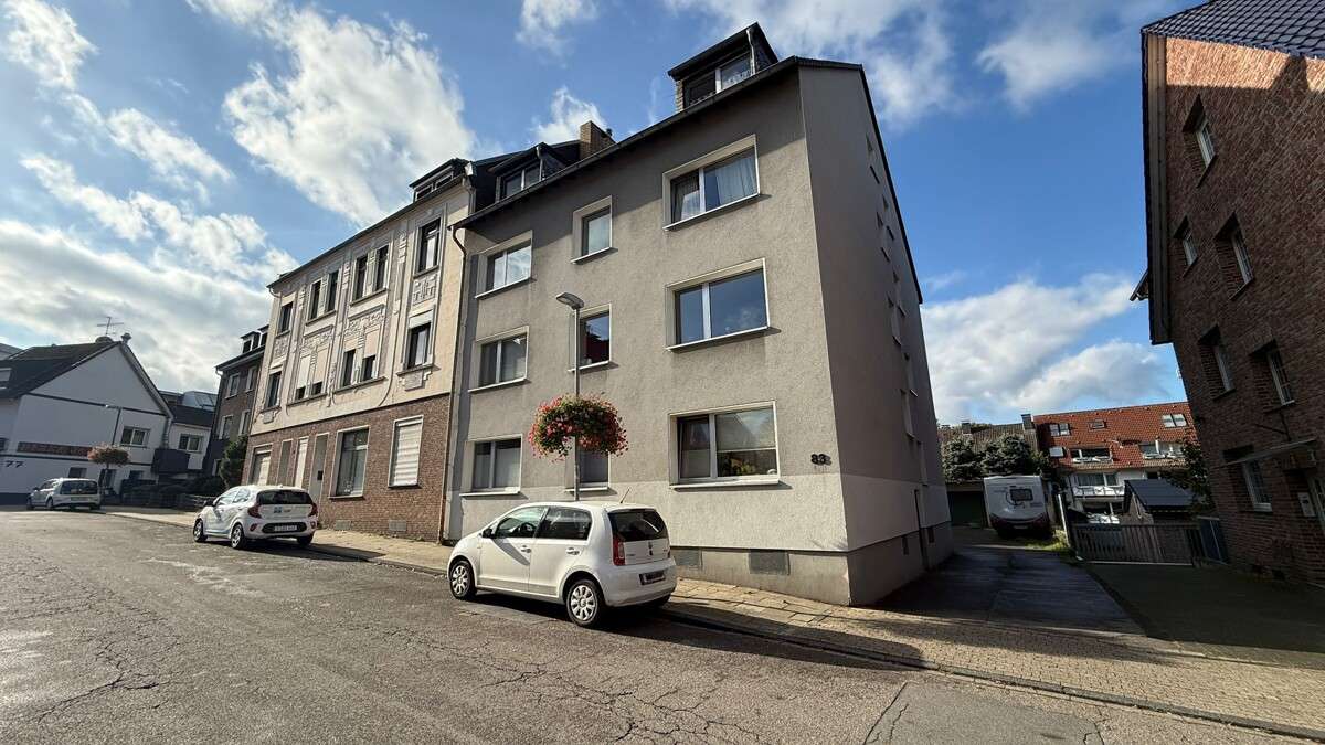 Thumbnail-Haus zum Kaufen in Essen Frintrop 549.000,00 € 376.74 m²