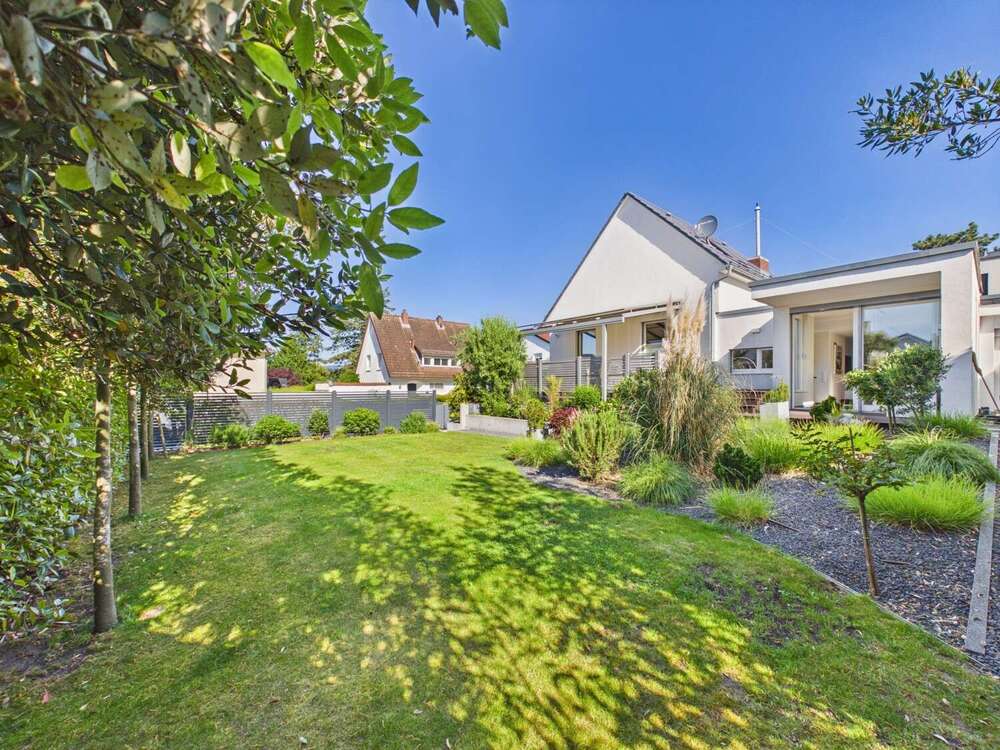 Thumbnail-Haus zum Kaufen in Wiesbaden 1.495.000,00 € 219 m²
