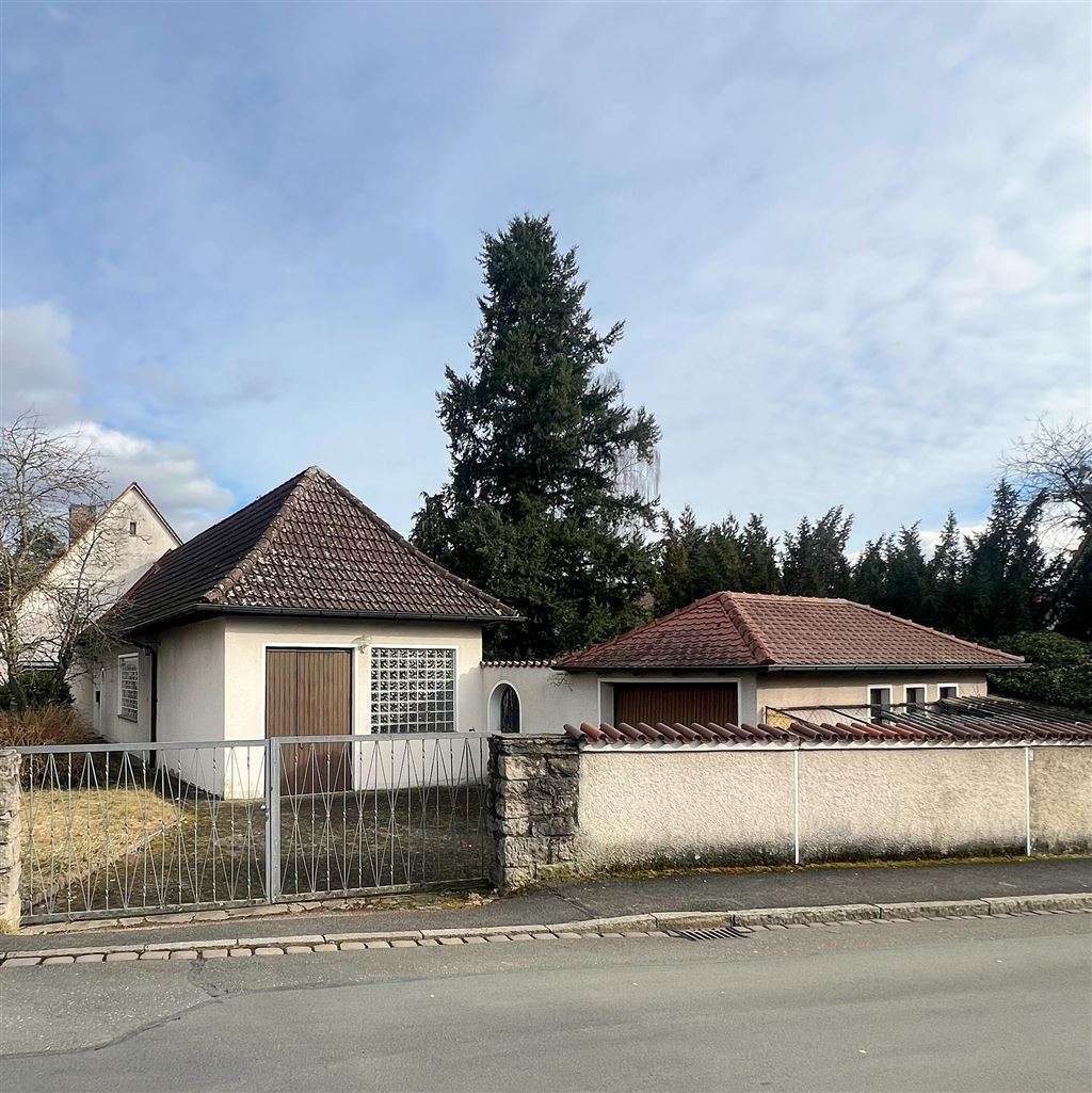 Thumbnail-Grundstück zu verkaufen in Schwabach 274.000,00 € 540 m²