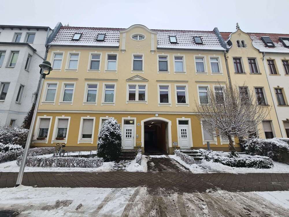 Thumbnail-Wohnung zum Mieten in Magdeburg 420,00 € 42 m²