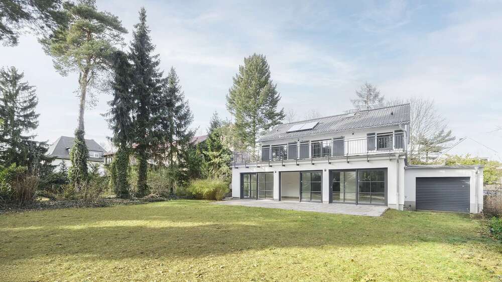 Thumbnail-Haus zum Mieten in Berlin 3.547,00 € 200 m²