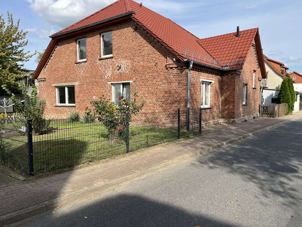 Thumbnail-Haus zum Kaufen in SchwedtOder 124.000,00 € 162 m²