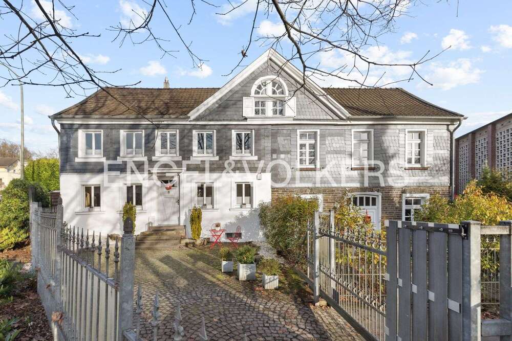Thumbnail-Haus zum Kaufen in Overath 620.000,00 € 167 m²