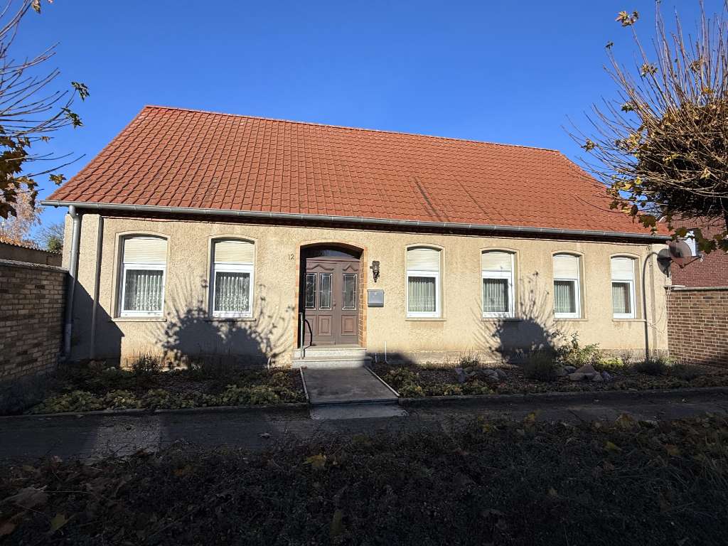 Thumbnail-Haus zum Kaufen in Klötze OT Kunrau 195.000,00 € 167 m²