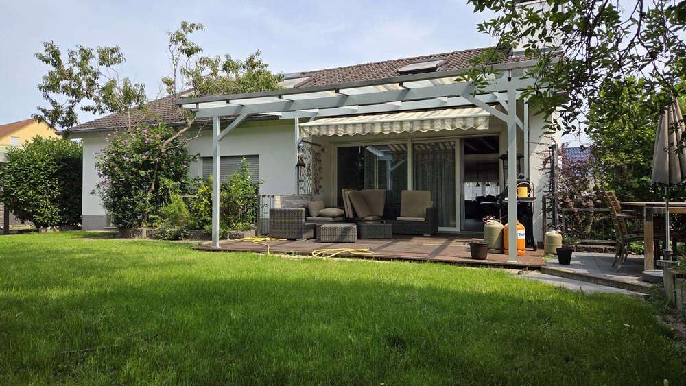 Thumbnail-Haus zum Kaufen in Hockenheim 890.000,00 € 290 m²