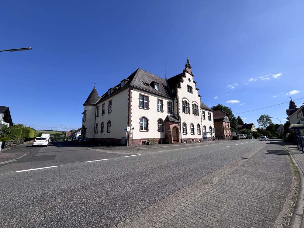 Thumbnail-Haus zum Kaufen in Birstein 1.200.000,00 € 1030 m²