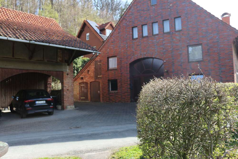 Thumbnail-Haus zum Kaufen in Kalletal 250.000,00 € 180 m²