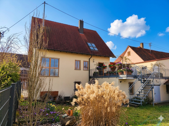 Thumbnail-Wohnung zum Kaufen in Rottenburg am Neckar 490.000,00 € 192 m²