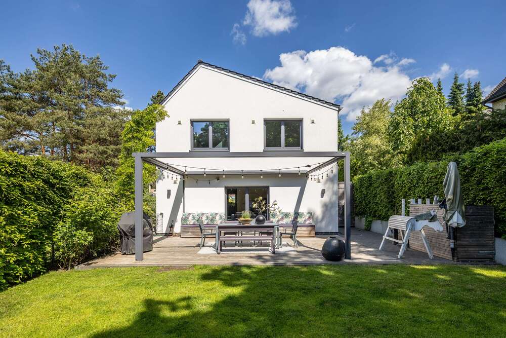 Thumbnail-Haus zum Kaufen in Hamburg 1.690.000,00 € 153 m²