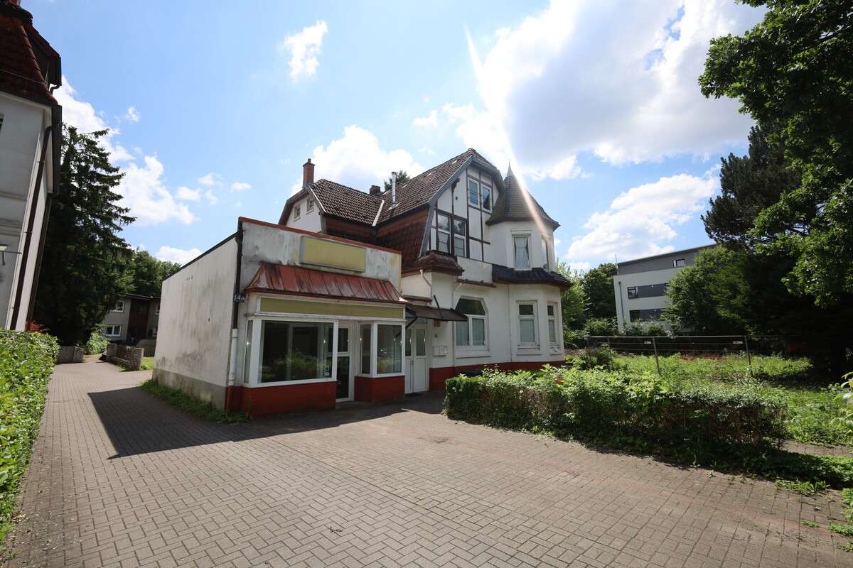 Thumbnail-Haus zum Kaufen in Hamburg 1.400.000,00 € 196 m²
