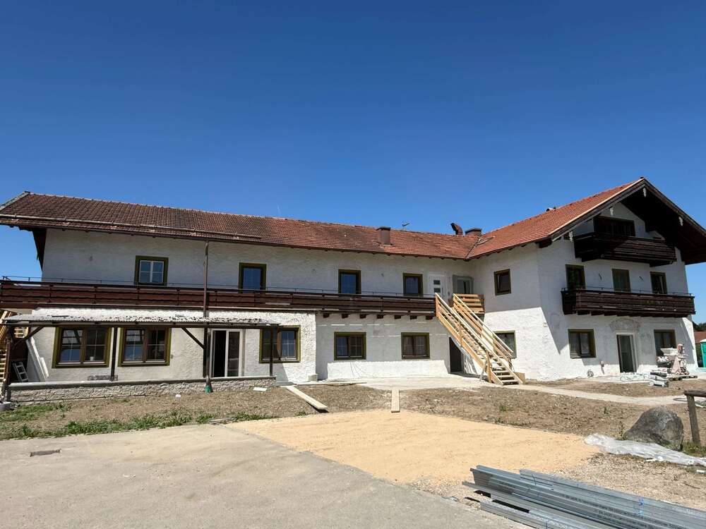 Thumbnail-Wohnung zum Mieten in Ainring 920,00 € 115 m²