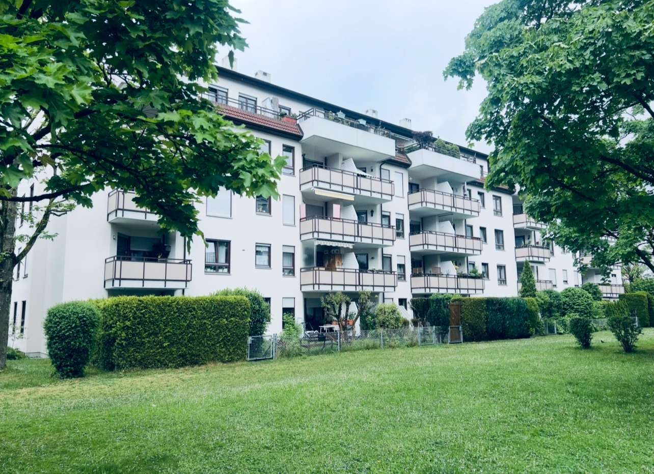 Thumbnail-Wohnung zum Kaufen in Augsburg 399.000,00 € 74 m²