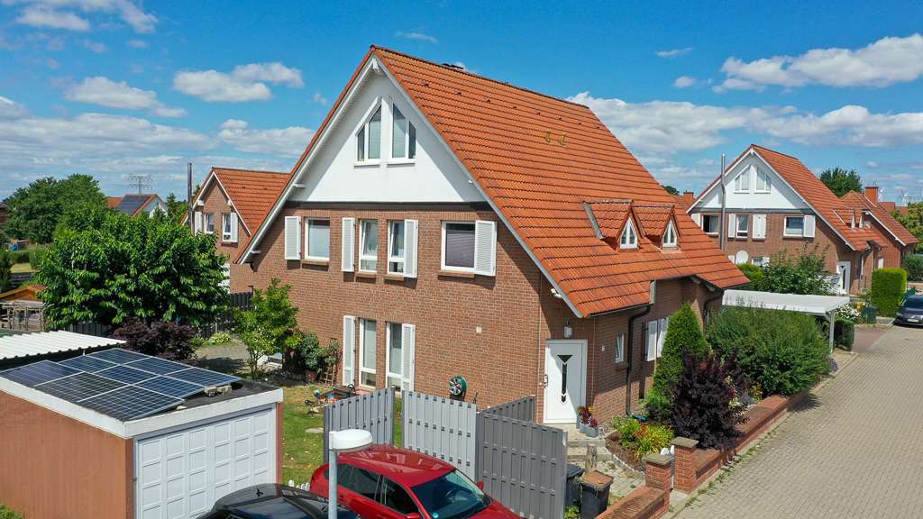 Thumbnail-Haus zum Kaufen in Hohe Börde 286.000,00 € 123.36 m²