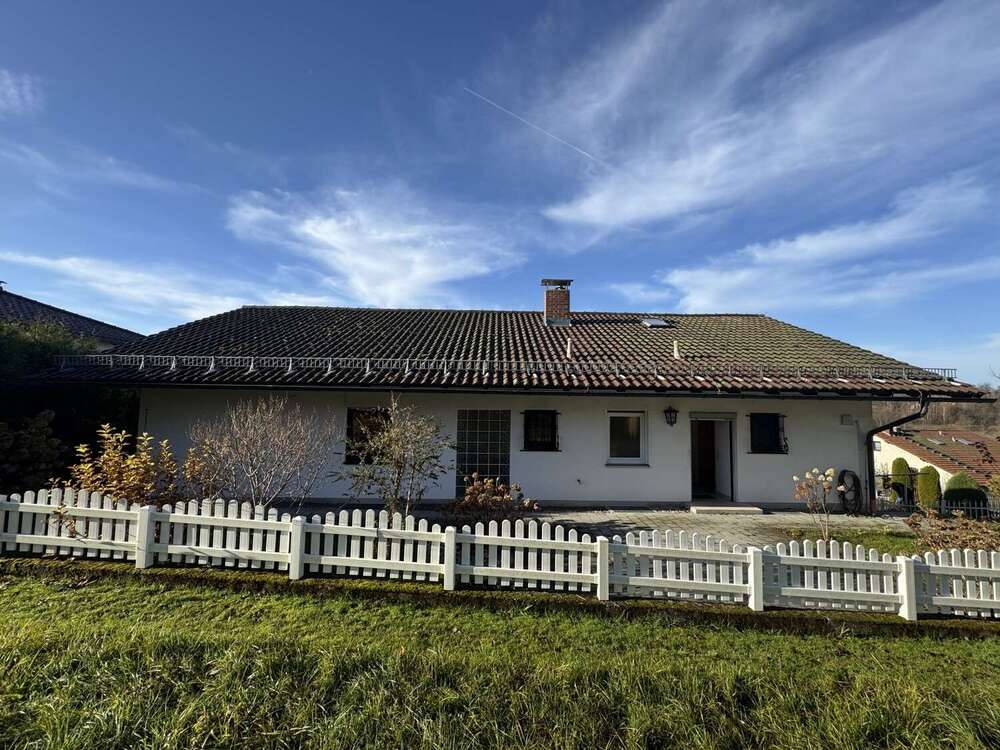 Thumbnail-Haus zum Kaufen in Drachselsried 319.000,00 € 205 m²