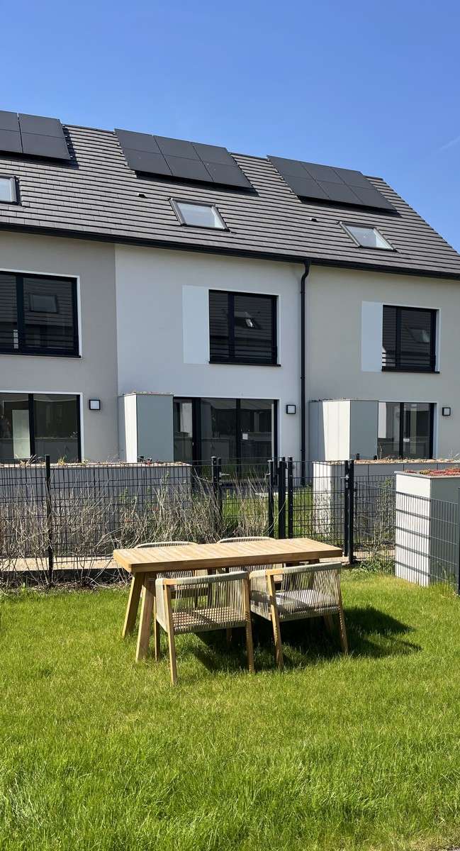 Thumbnail-Wohnung zum Mieten in Kerpen Türnich 1.995,00 € 144.6 m²