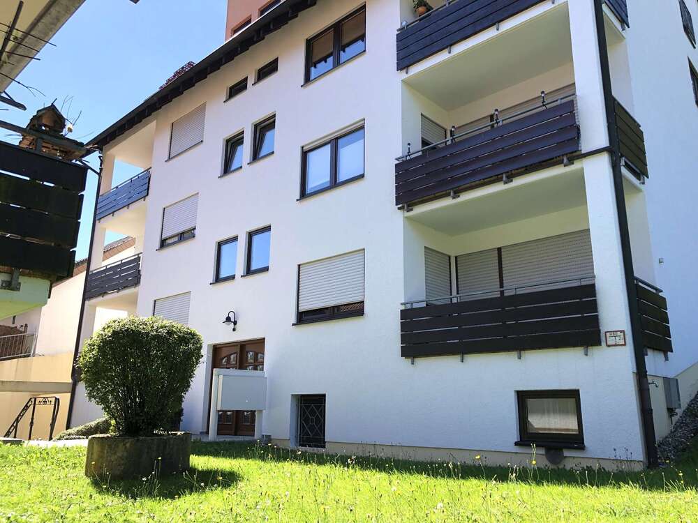 Thumbnail-Wohnung zum Mieten in Bad Herrenalb 410,00 € 42.89 m²