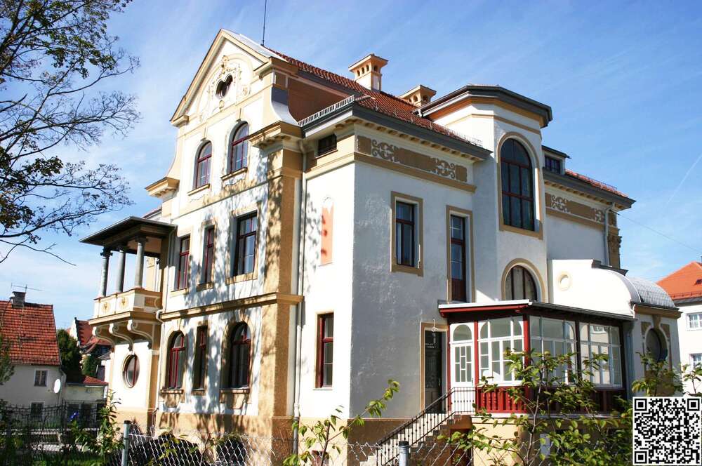 Thumbnail-Wohnung zum Mieten in Landshut 1.350,00 € 135 m²