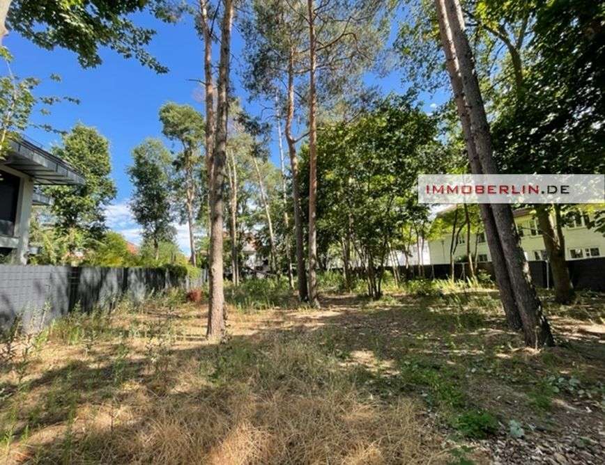 Thumbnail-Grundstück zu verkaufen in Blankenfelde-Mahlow 1.600.000,00 € 1407 m²