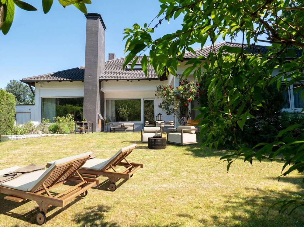 Thumbnail-Haus zum Kaufen in Neu-Isenburg 1.300.000,00 € 254.87 m²