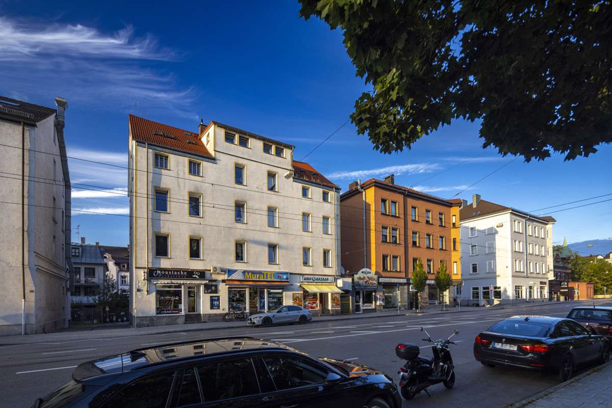 Thumbnail-Haus zum Kaufen in Augsburg 2.000.000,00 € 342.44 m²