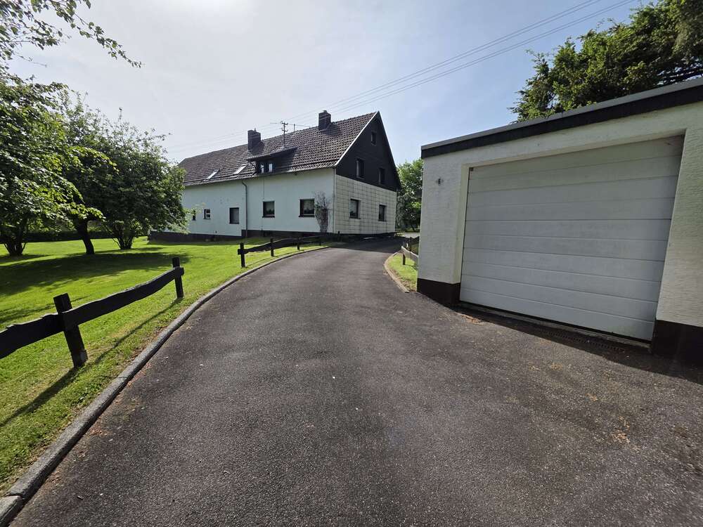 Thumbnail-Haus zum Kaufen in Hellenthal-Ramscheid 299.000,00 € 120 m²