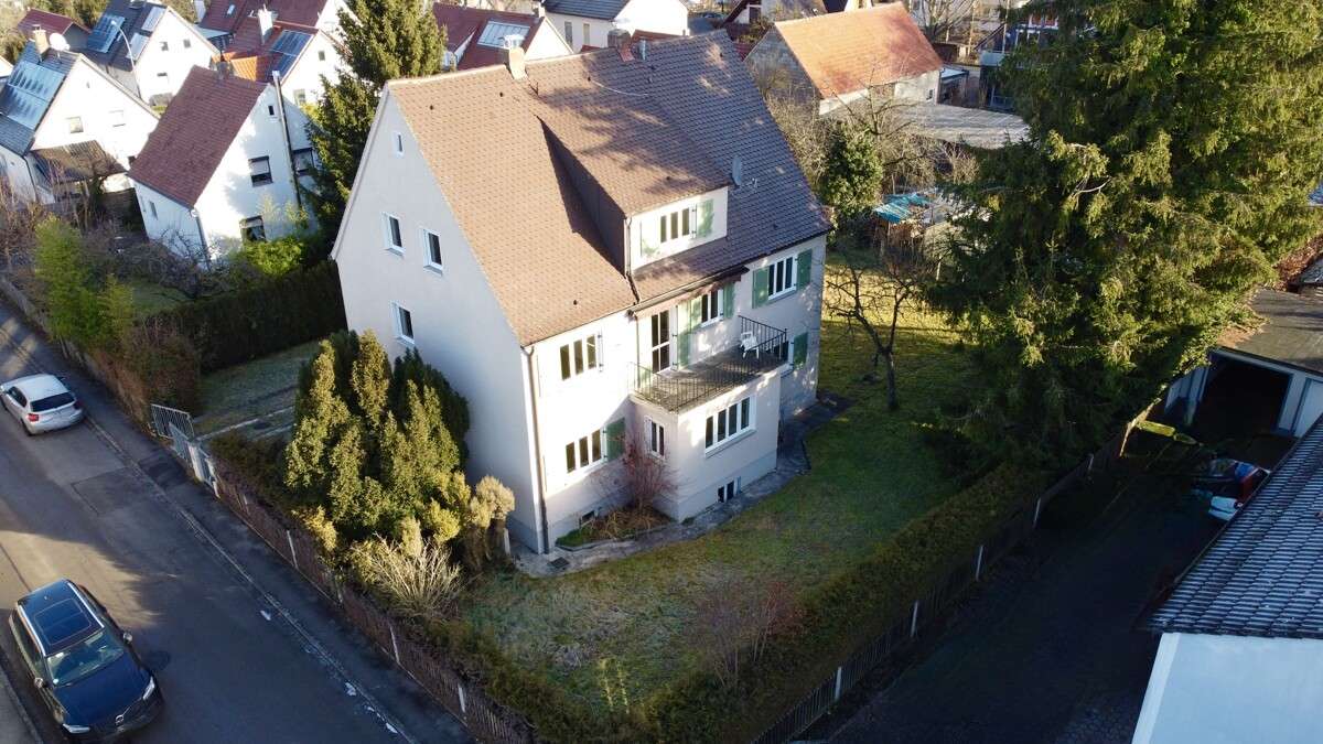 Thumbnail-Haus zum Kaufen in Augsburg 895.000,00 € 219.24 m²