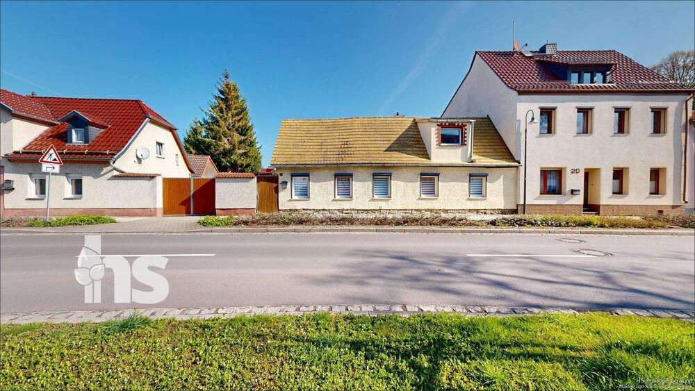 Thumbnail-Haus zum Kaufen in Bad Lauchstädt 66.000,00 € 152.68 m²