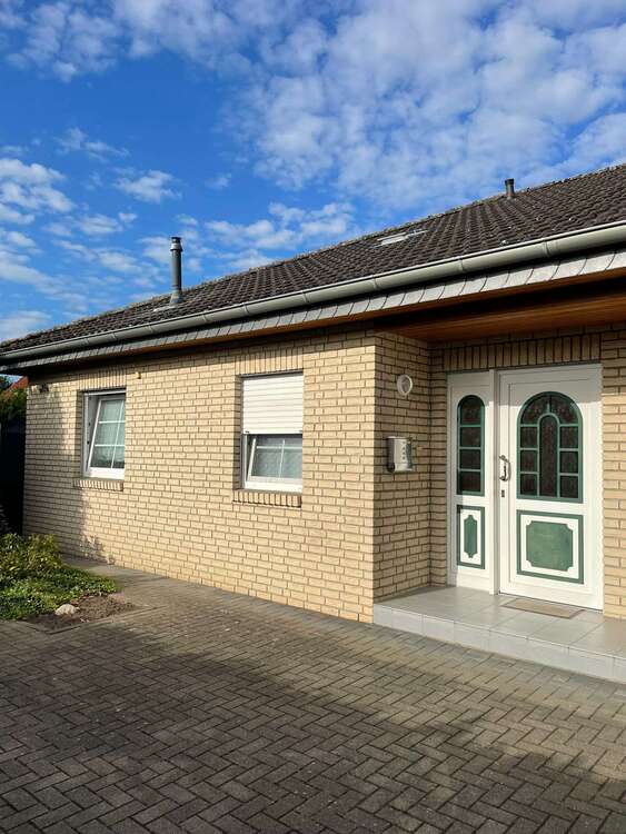 Thumbnail-Haus zum Mieten in Peine 800,00 € 80 m²