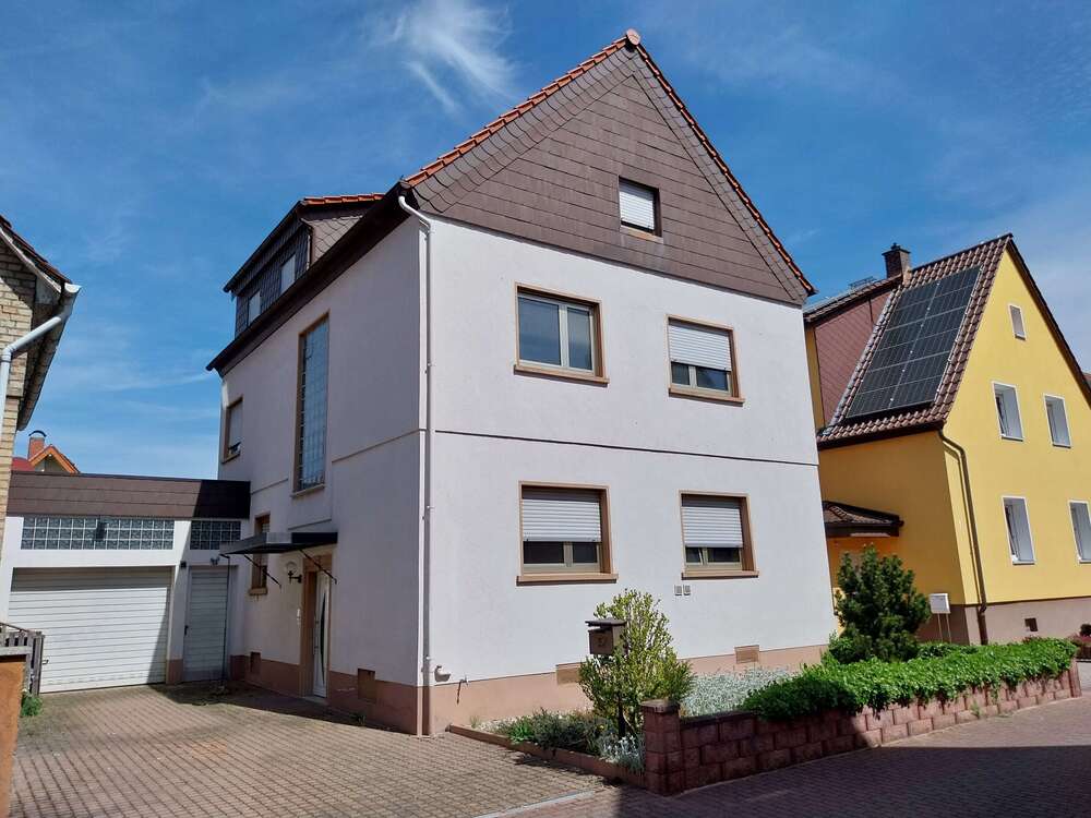 Thumbnail-Haus zum Kaufen in Bürstadt 387.000,00 € 223 m²