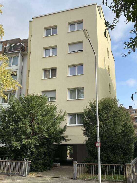 Thumbnail-Wohnung zum Mieten in Frankfurt am Main 830,00 € 30 m²
