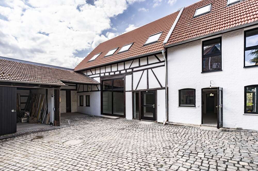 Thumbnail-Haus zum Kaufen in Wiesbaden 699.000,00 € 157.1 m²