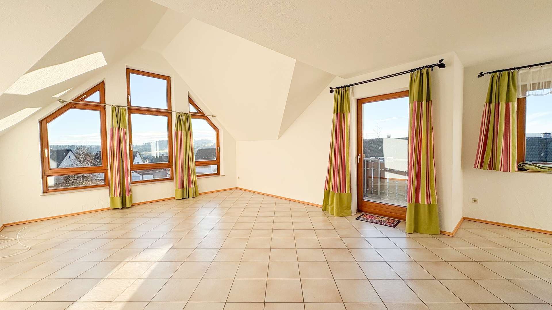 Thumbnail-Wohnung zum Kaufen in Dornstetten 320.000,00 € 96 m²