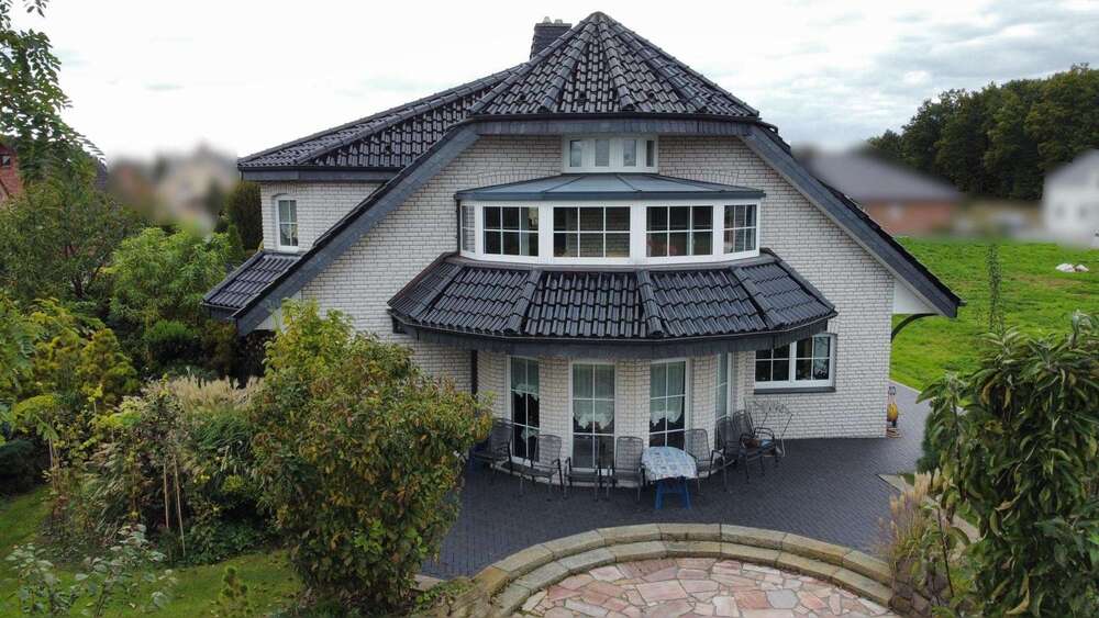 Thumbnail-Haus zum Kaufen in Ennigerloh-Ostenfelde 1.075.000,00 € 301 m²