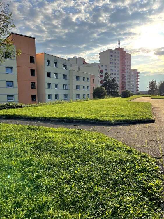 Thumbnail-Wohnung zum Kaufen in Bergisch Gladbach 259.000,00 € 95 m²