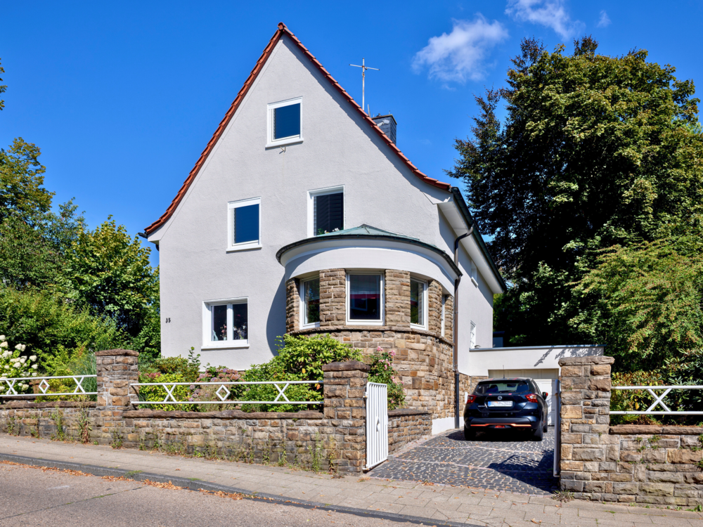 Thumbnail-Haus zum Kaufen in Essen 695.000,00 € 180 m²