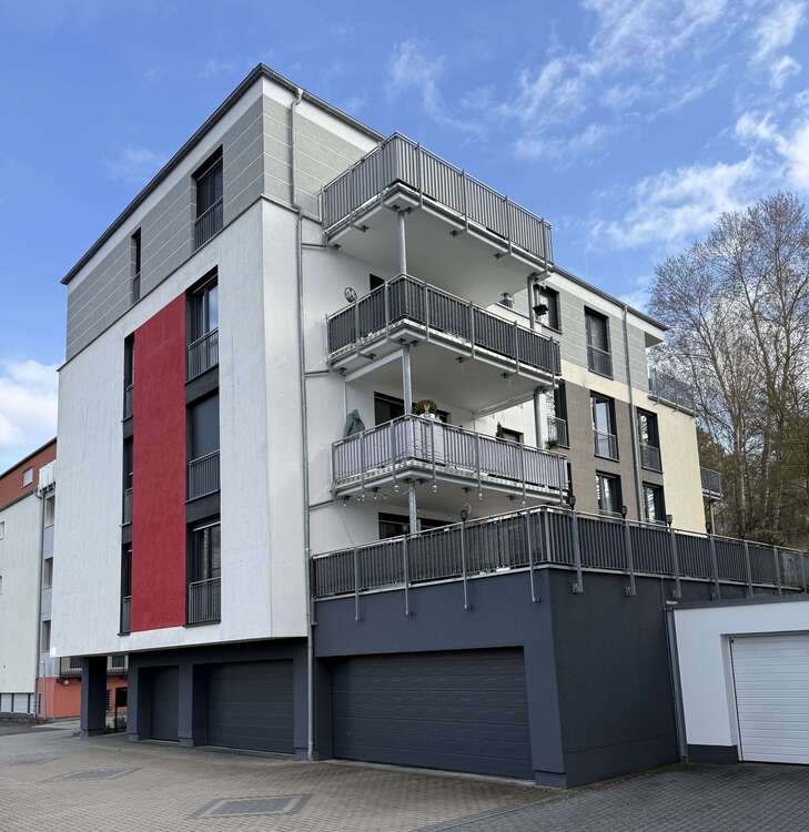 Thumbnail-Wohnung zum Kaufen in Taunusstein-Hahn 579.000,00 € 140 m²