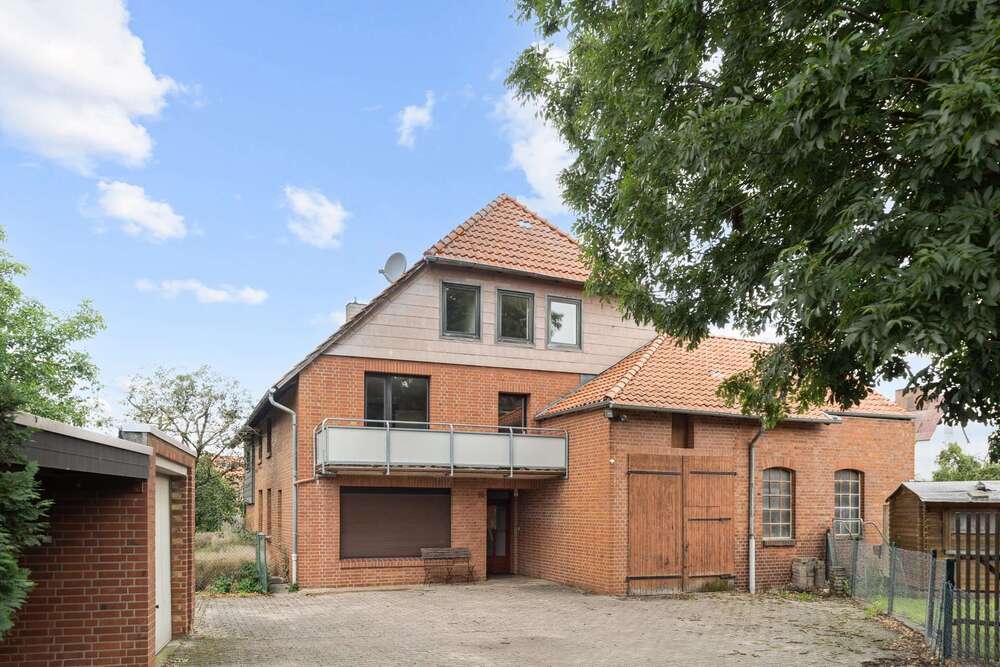 Thumbnail-Haus zum Kaufen in Springe-Gestorf 389.000,00 € 364 m²